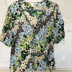 H&M Women’s Floral Print Blouse NWOT